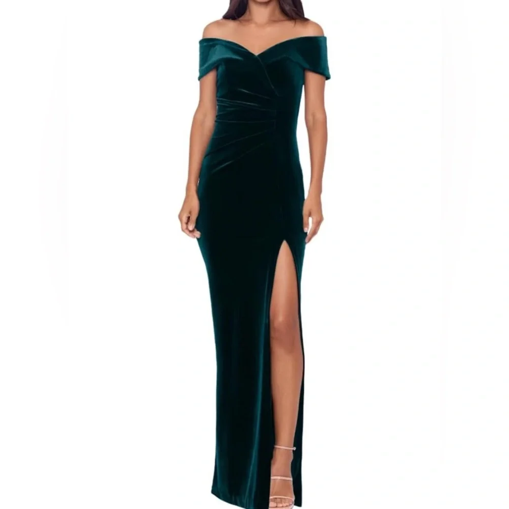 XSCAPE FORMAL DRESS SIZE 12 P CHARMAINE LONG OFF THE SHOULDER VELVET GREEN GOWN - Picture 6 of 8